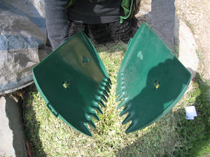 Leaf Rake Scoops with Leaf Claws